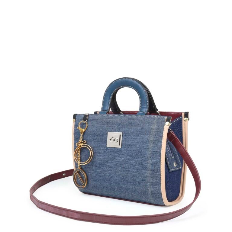 Un bolso con pasado te dará mejor futuro: UPCYCLING la colección de CLOE que le da una segunda vida a las prendas para convertirlas en piezas únicas.