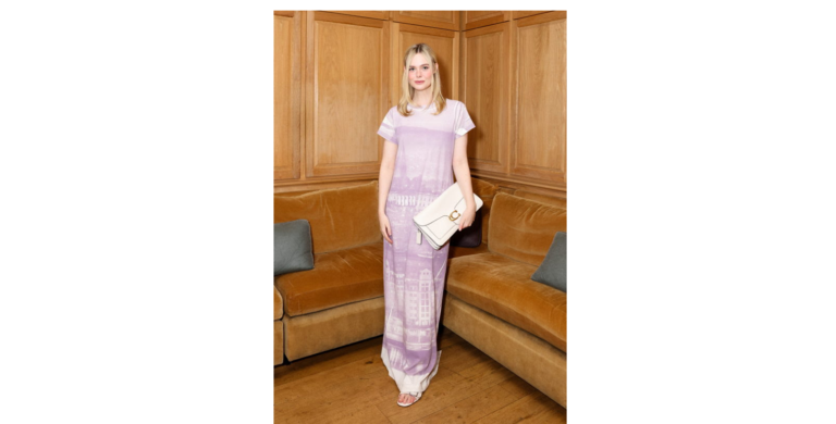 Coach y Stuart Vevers celebran a la embajadora global Elle Fanning en Sentimental Value