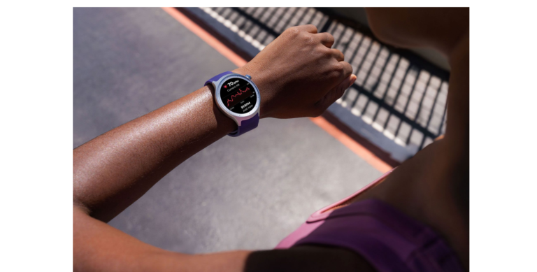 moto watch: cómo la tecnología de Polar lleva el monitoreo de salud y entrenamiento a otro nivel